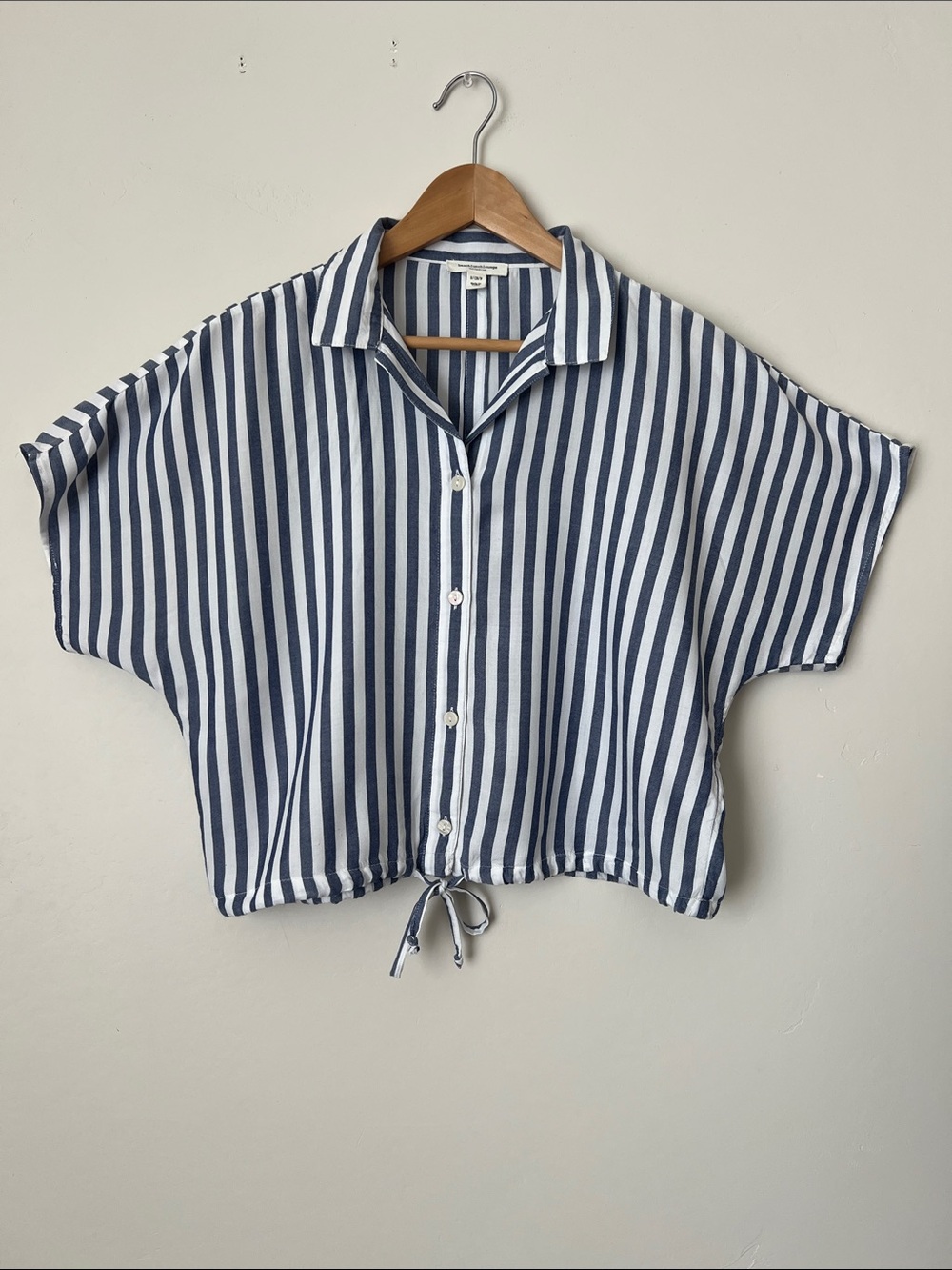 beachlunchlounge Blue and White Striped Button-Front Crop Shirt